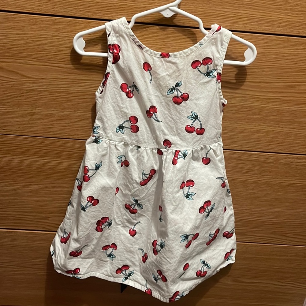 🍒🤍White cherry dress with ribbon🤍 🍒